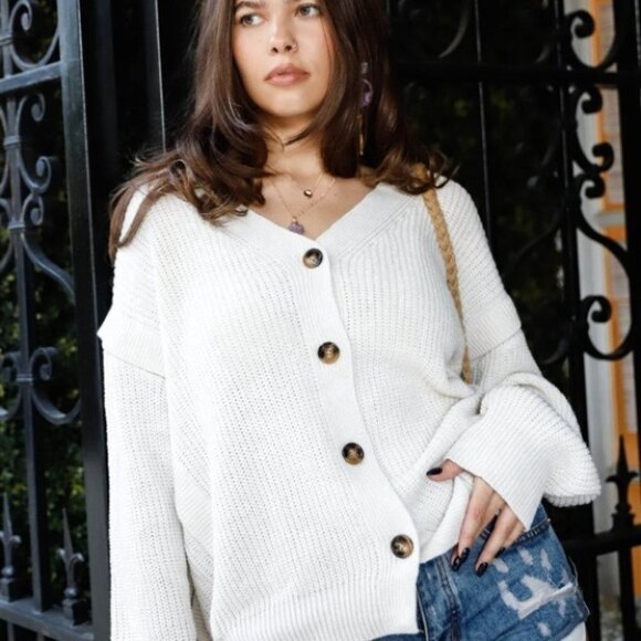 BOHO DOLLZ BUTTON DOWN CARDIGAN - Picture 4 of 5